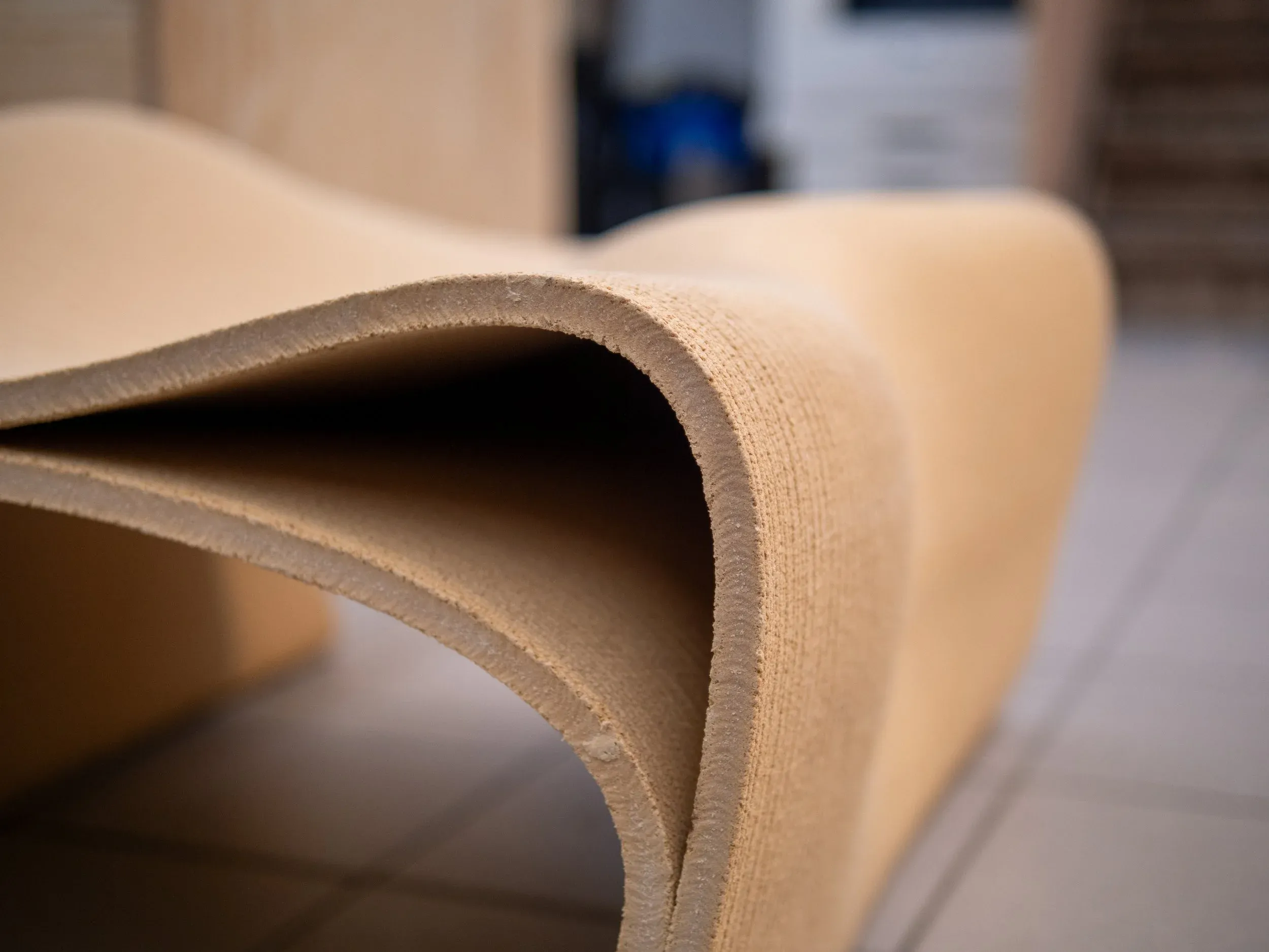 The bench, detail of the surface
